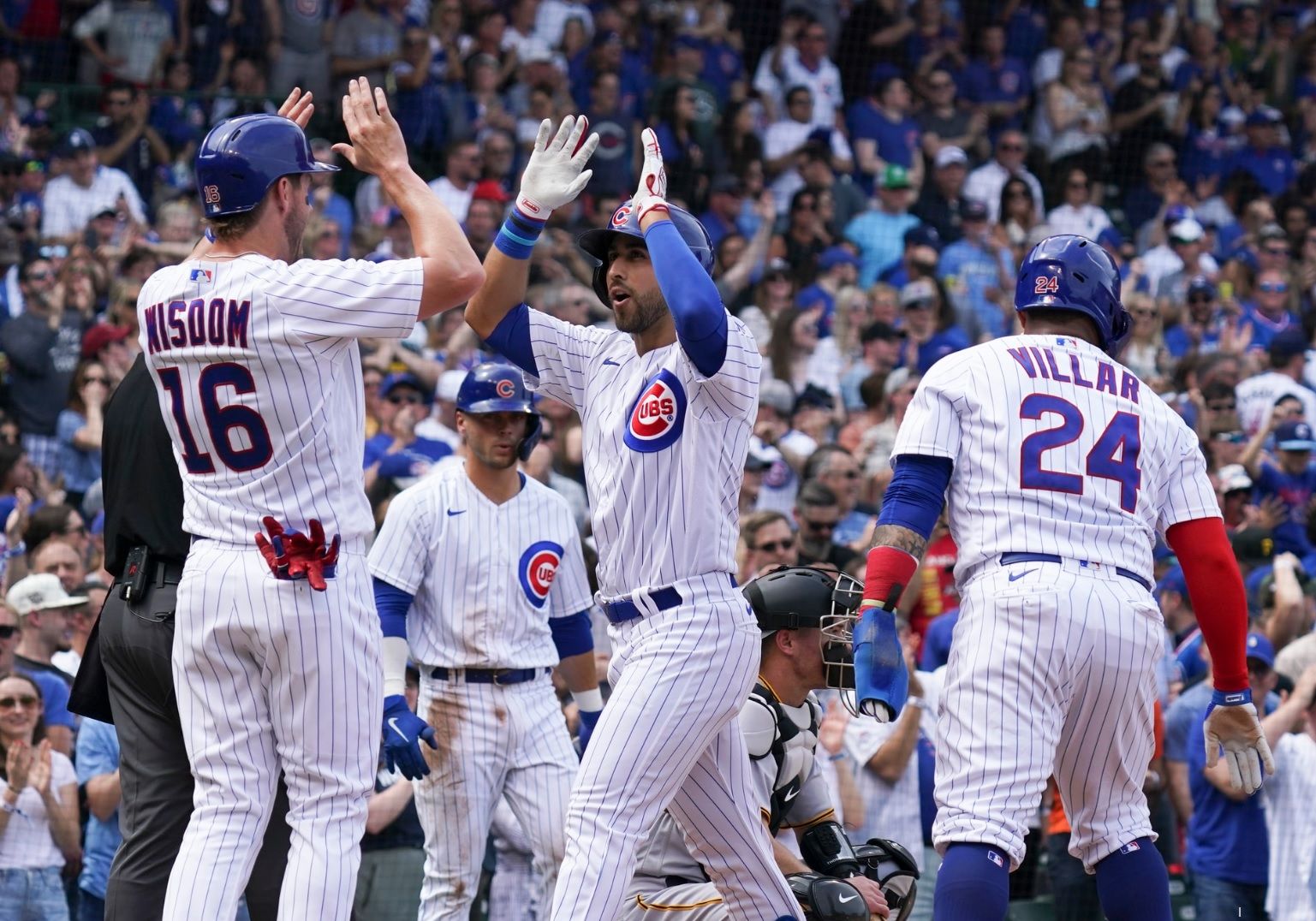 Cubs score 3 touchdowns, beat Pirates 210