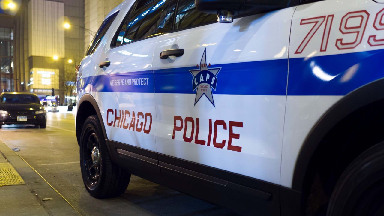Off-duty Chicago police officer shot in domestic incident near O'Hare