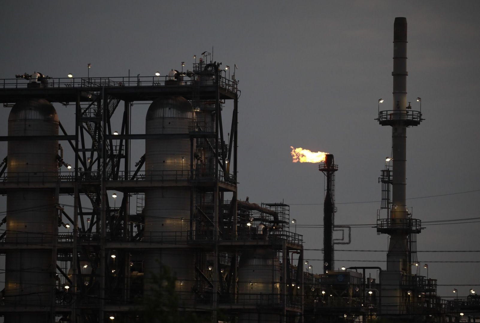 Production resumes at Indiana refinery shutdown after fire