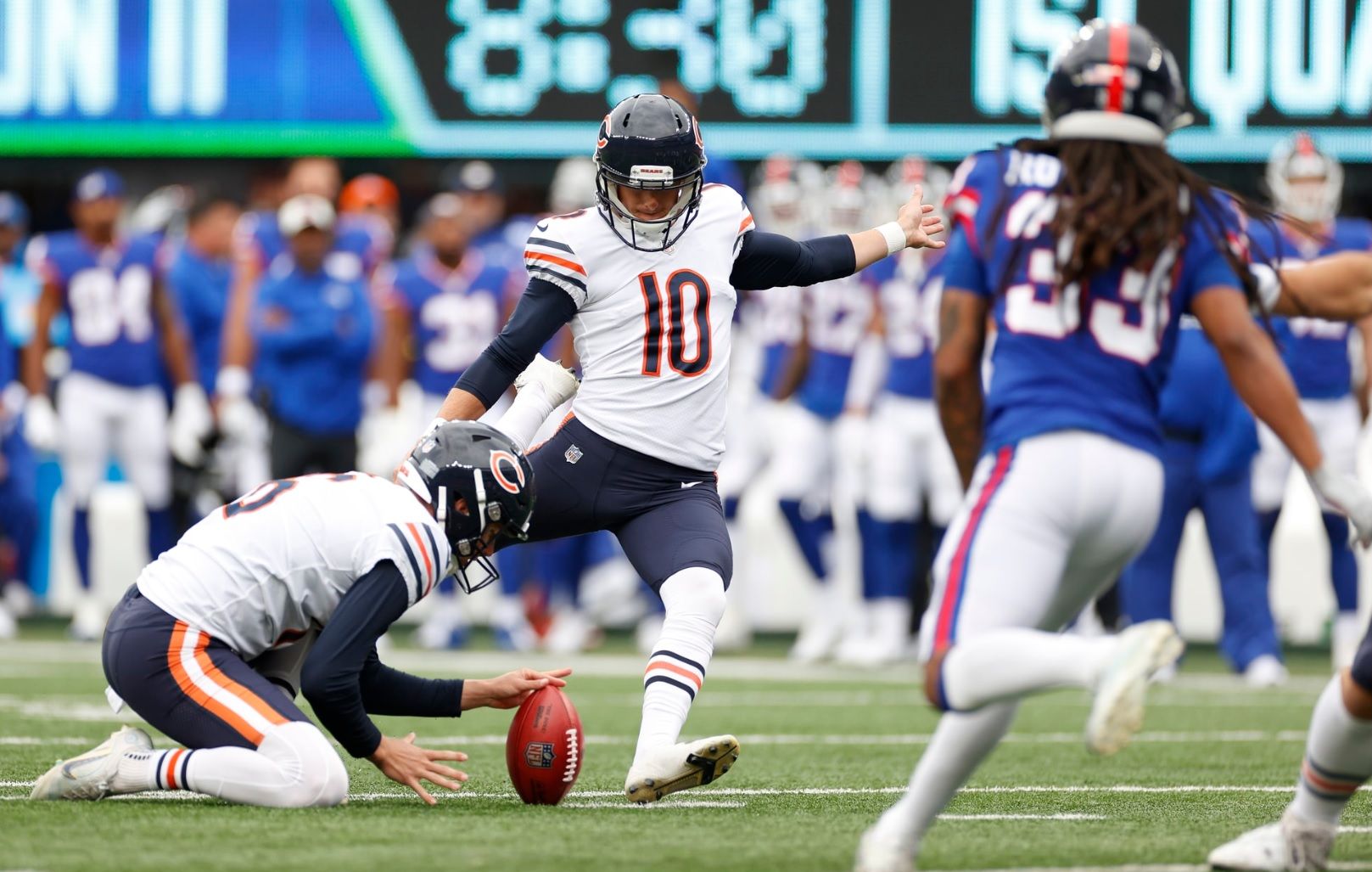 Newly signed kicker Badgley has all points for Bears in 20-12 loss to Giants