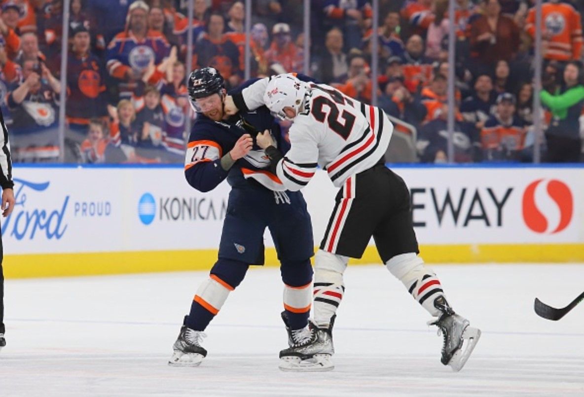 Blackhawks head into All-Star break with loss to Oilers