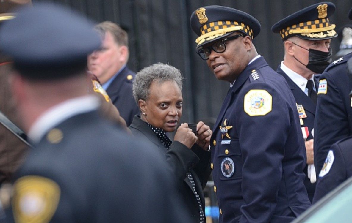 Chicago police superintendent to step down in 2 weeks