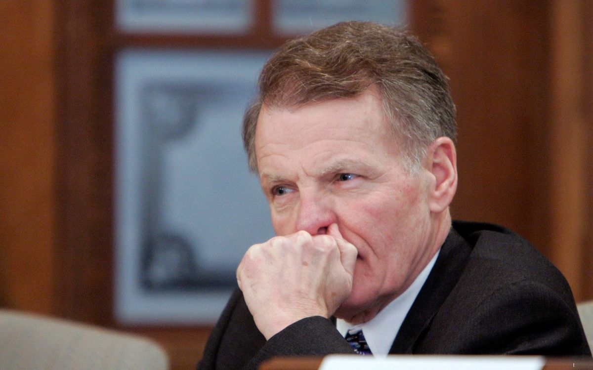Illinois' ex-House speaker, Mike Madigan, charged with racketeering and bribery