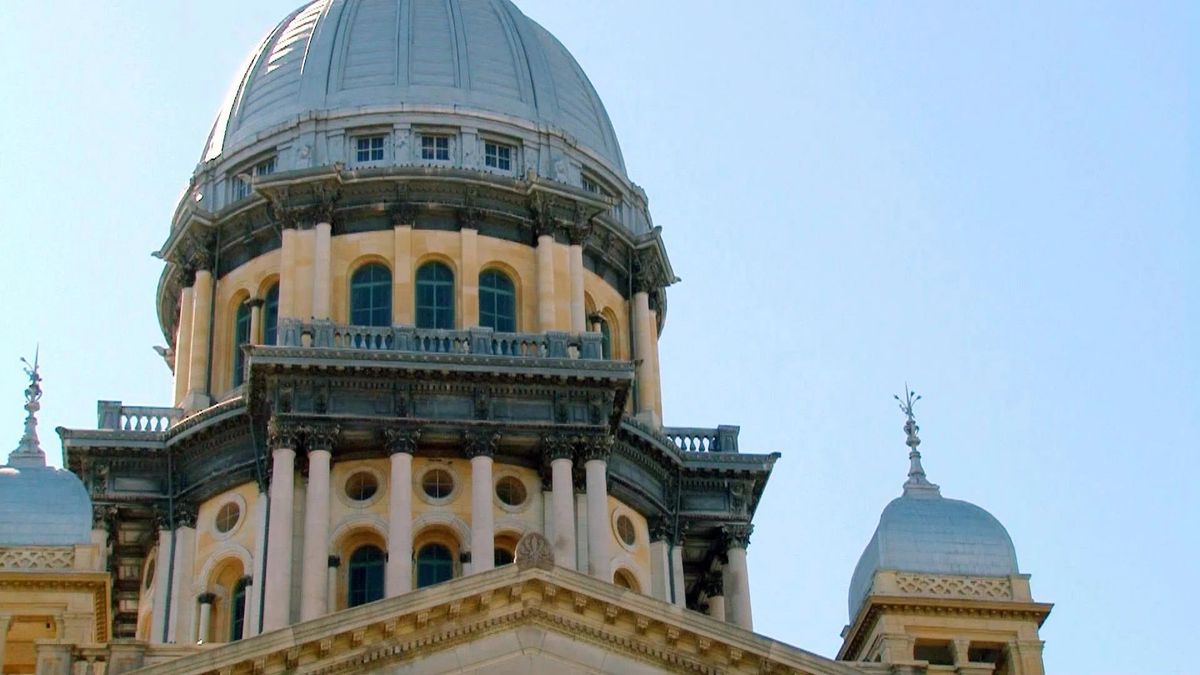 Illinois Democrats try to sell anti-crime programs before end of session, midterms looming