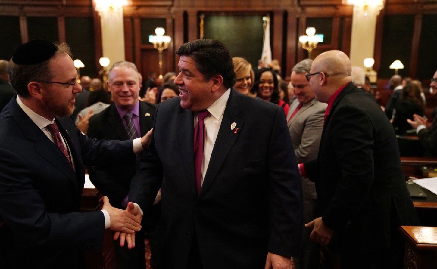 Illinois Dems set to OK new legislative maps over criticism