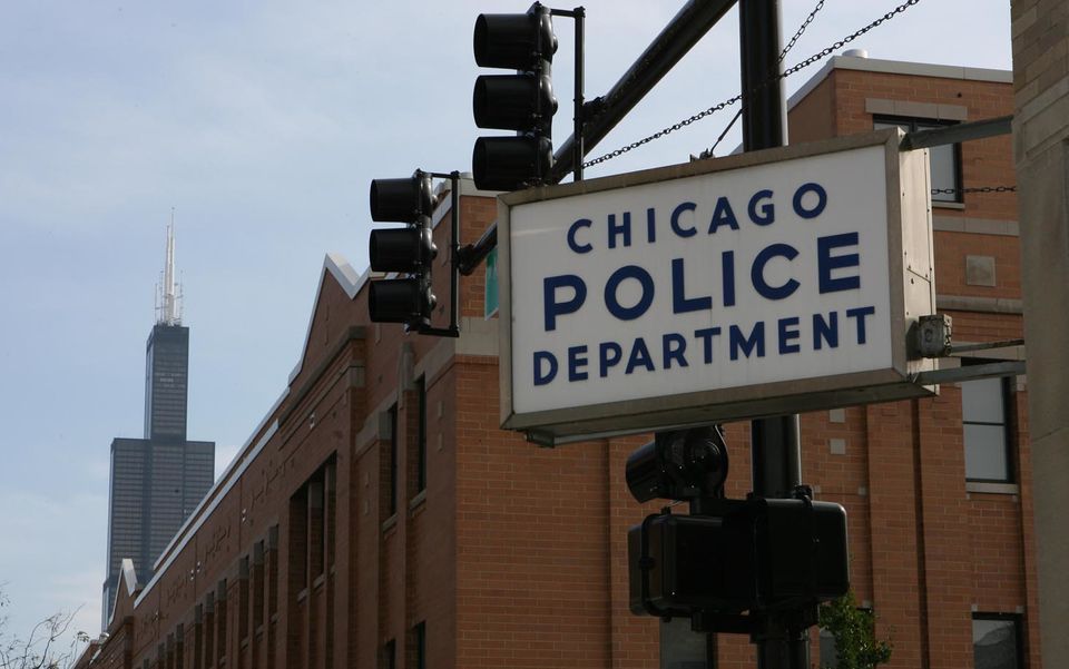 Chicago cops won't be sent home over vaccine status - yet