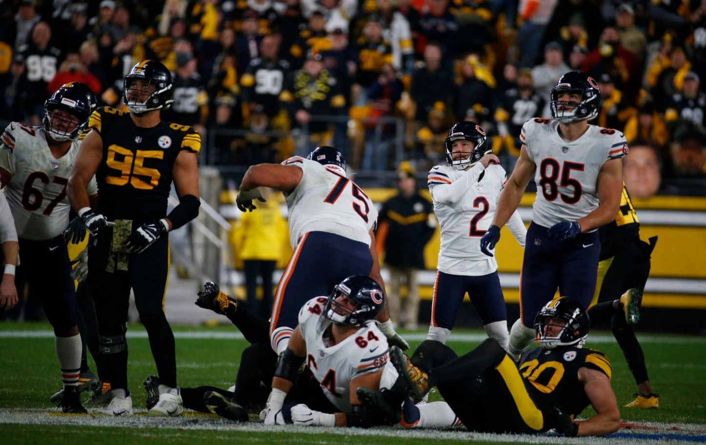 Bears fall short on Monday Night Football, lose to Steelers 29-27
