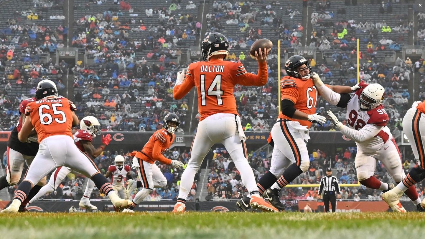 Dalton's interceptions send Bears to loss against Cardinals