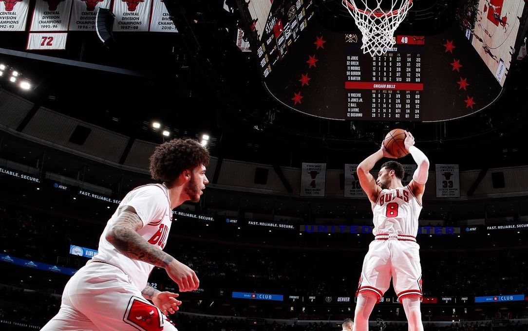 LaVine scores 32, Bulls overcome DeRozan's COVID absence to beat Nuggets