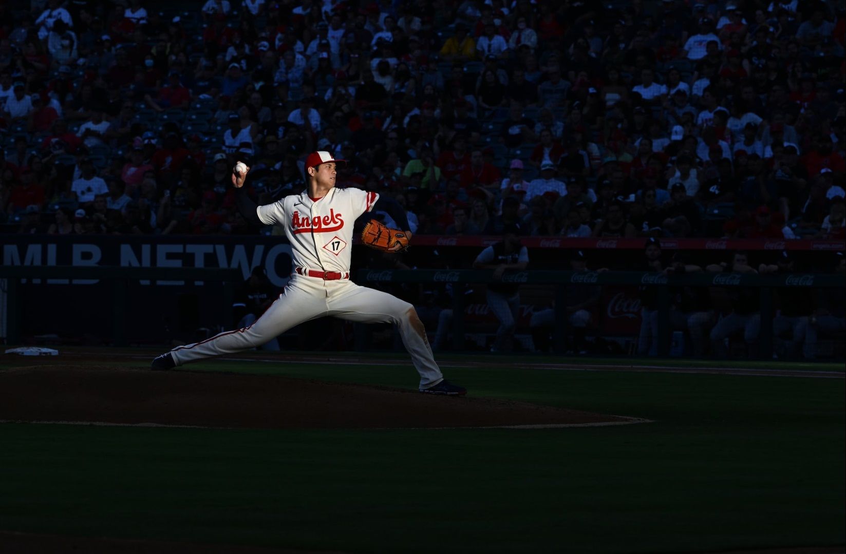 Ohtani Ks 11, extends scoreless streak in 4-1 win over White Sox