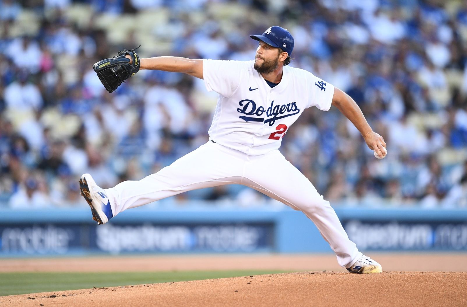 Kershaw strikes out 10 in Dodgers' 4-2 win over Cubs