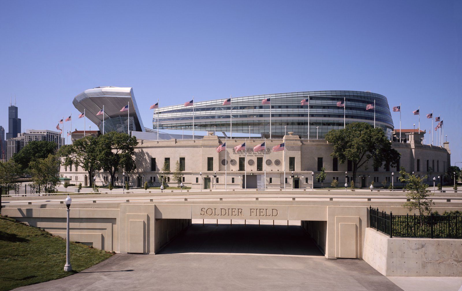 Dome for Soldier Field? Panel says Chicago should explore it