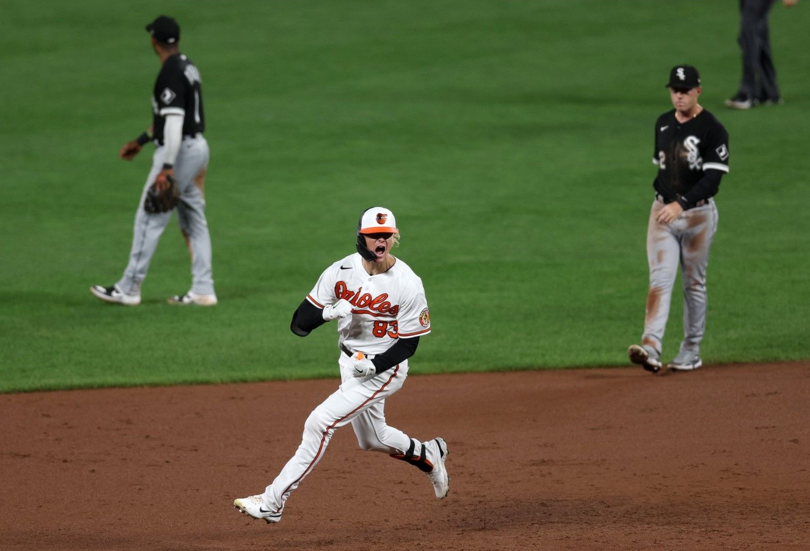 Stowers' HR in 9th ties it, Orioles top White Sox 4-3 in 11