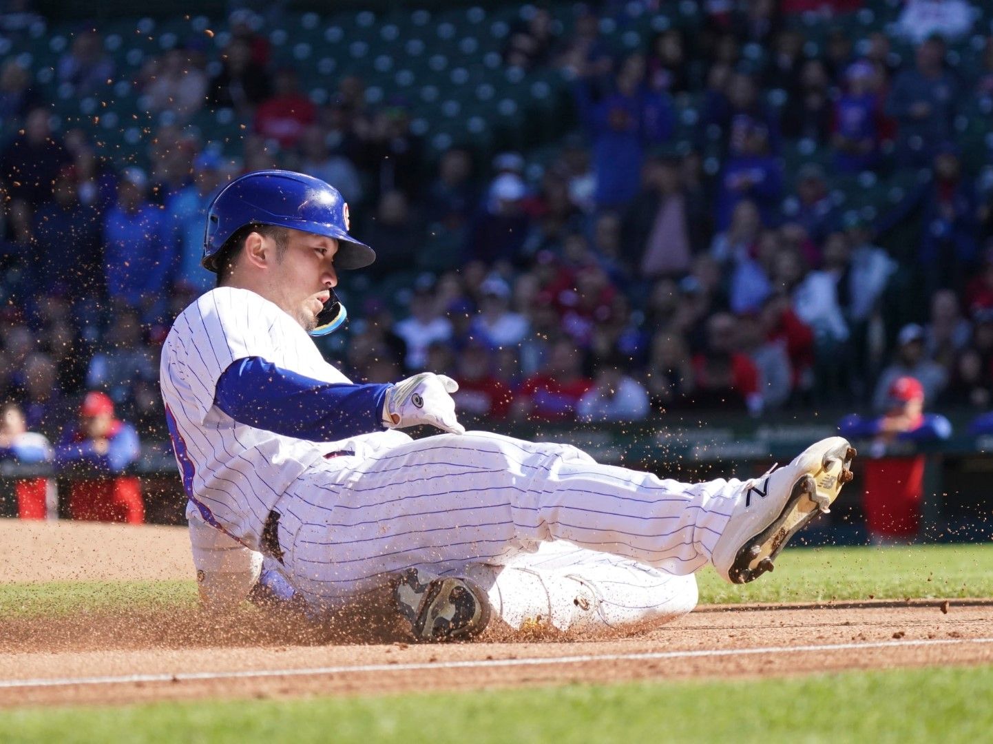 Phillies lose 5th straight, Cubs sweep season series 6-0