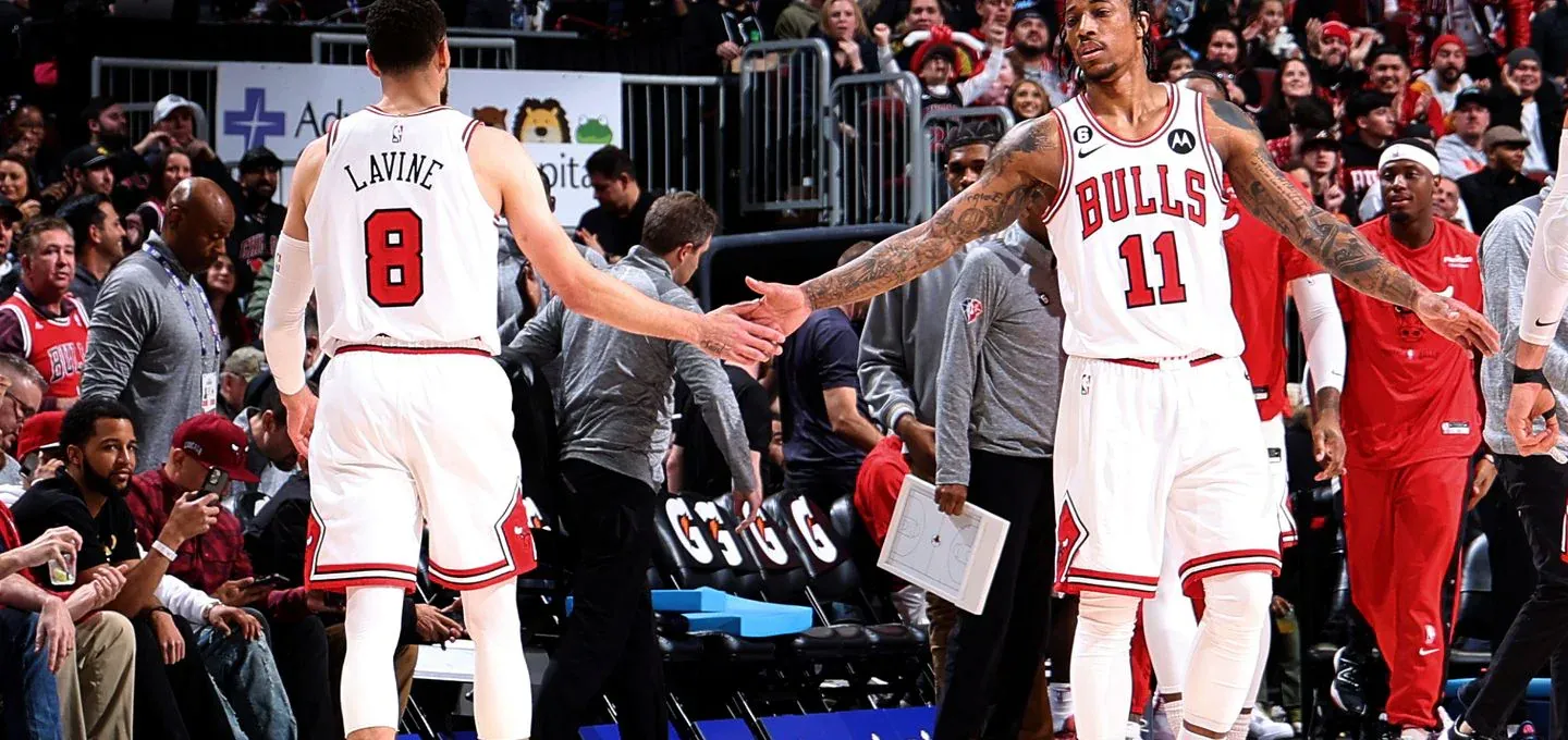 DeRozan leads balanced attack as Bulls beat Heat 113-99