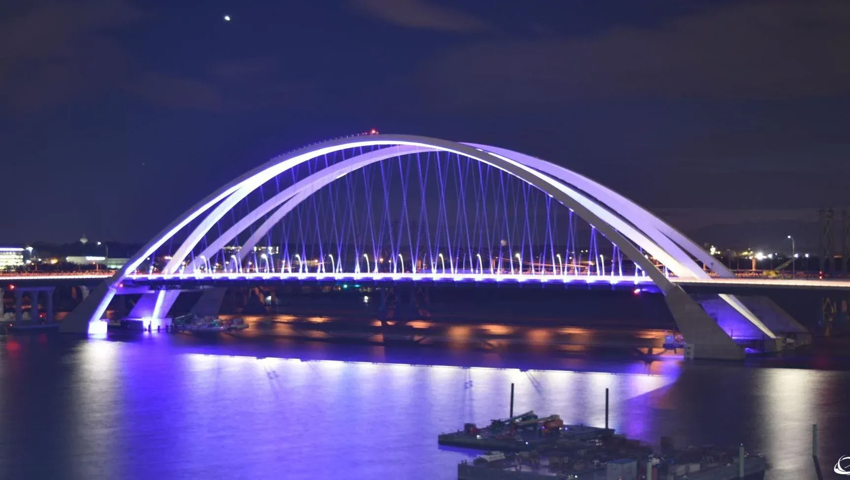 New Quad Cities bridge over the Mississippi River opens
