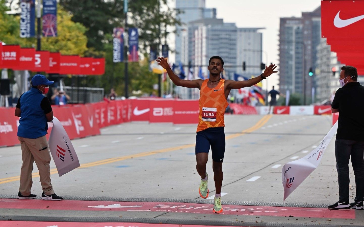 Seifu Tura Abdiwak wins 2021 Chicago Marathon