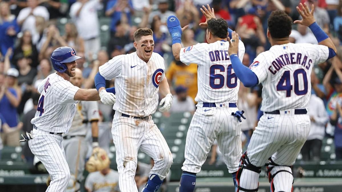 Schwindel, Cubs rally in 9th, top Pirates, 5th win in row
