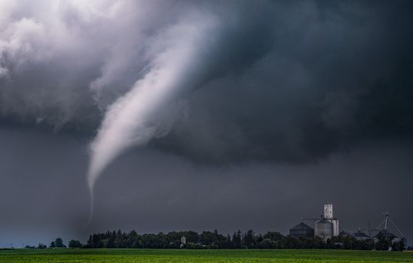 A Social Media Roundup of Last Night's Chicagoland Tornadoes